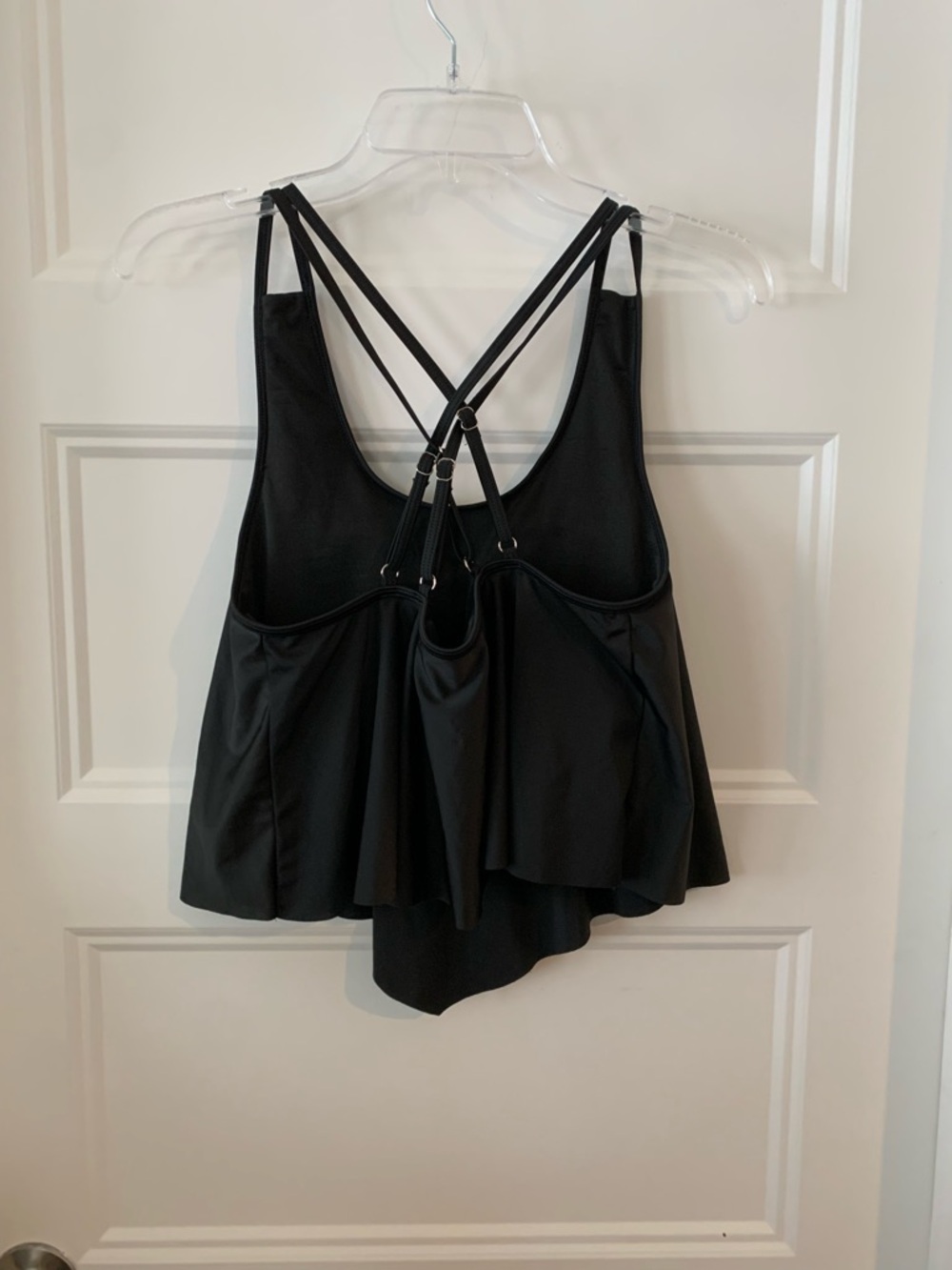 Black Strappy Swing sport Tank Top - Picture 2 of 2